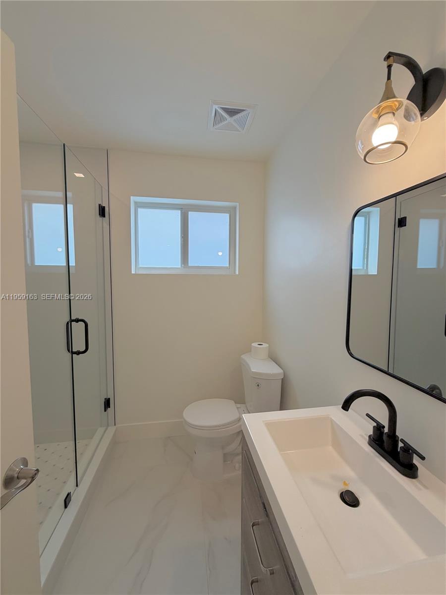 19221 SW 92nd Rd, Cutler Bay FL 33157