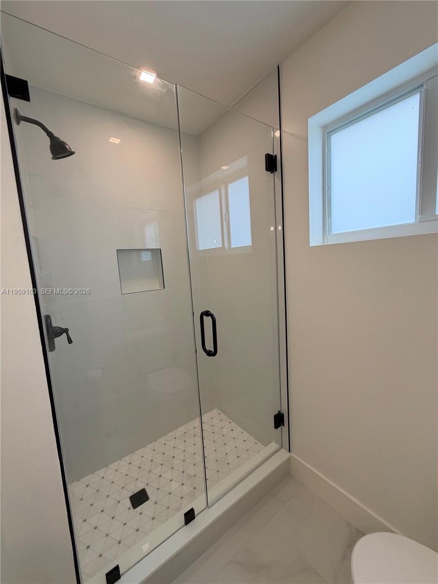 19221 SW 92nd Rd, Cutler Bay FL 33157