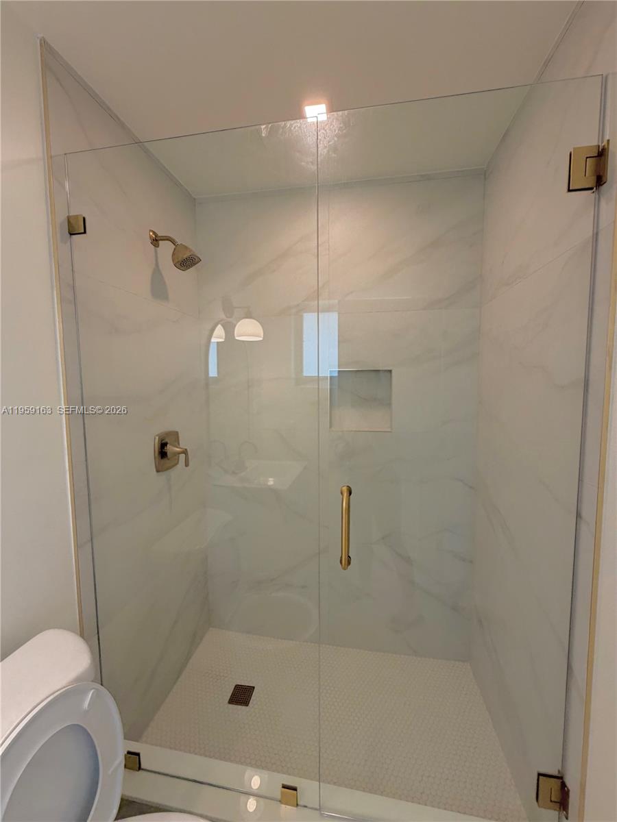 19221 SW 92nd Rd, Cutler Bay FL 33157