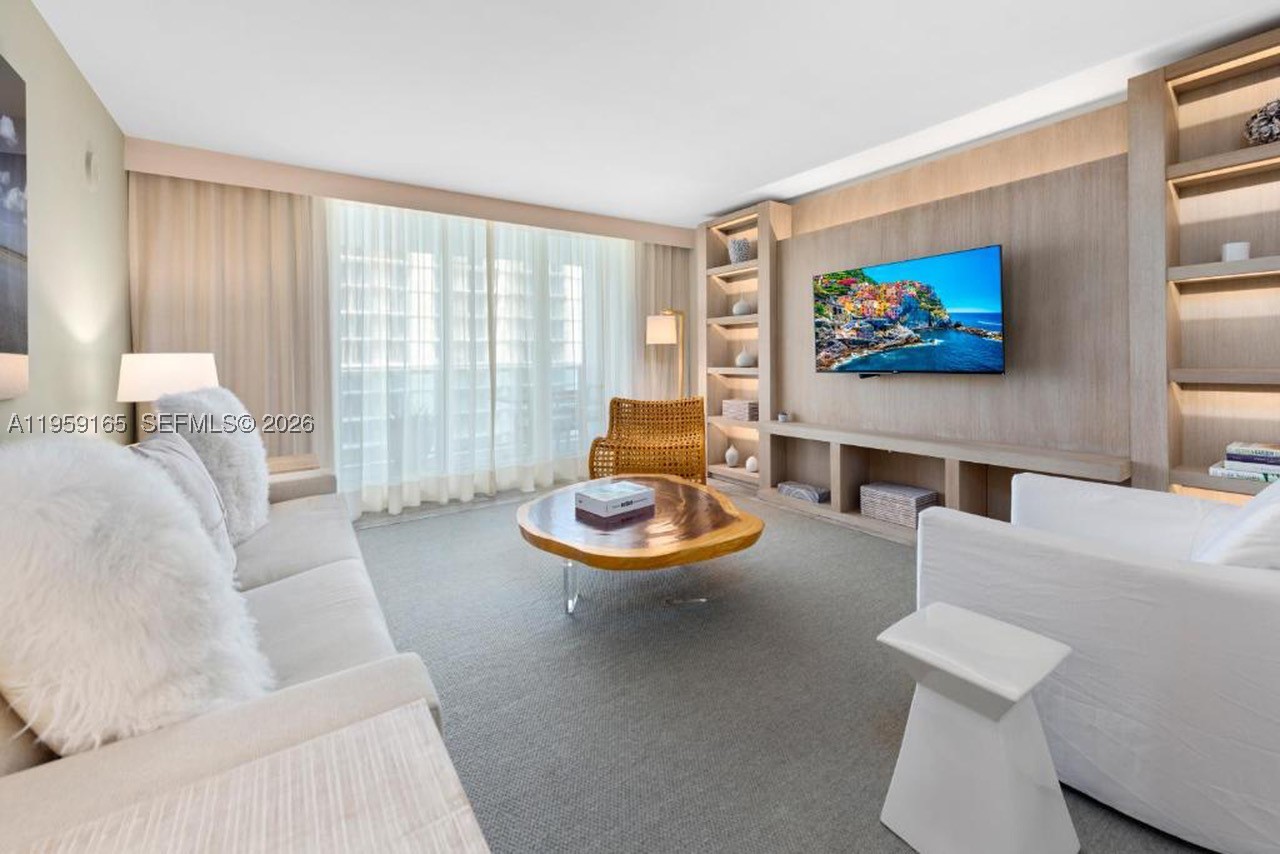 102 24th St #1007, Miami Beach FL 33139