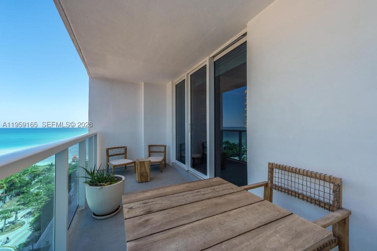 102 24th St #1007, Miami Beach FL 33139