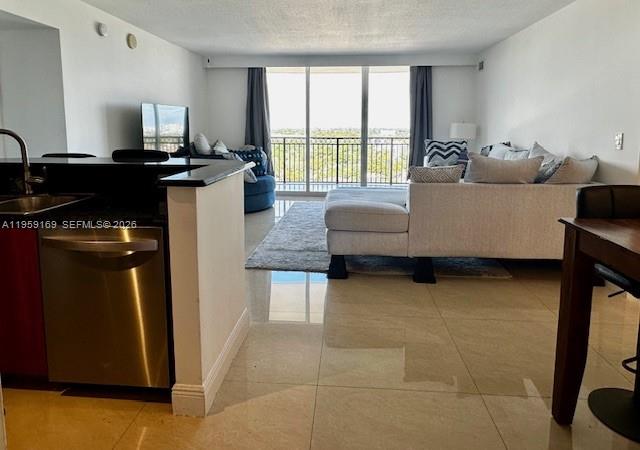 3232 SW 22nd Ter #1604, Miami FL 33145