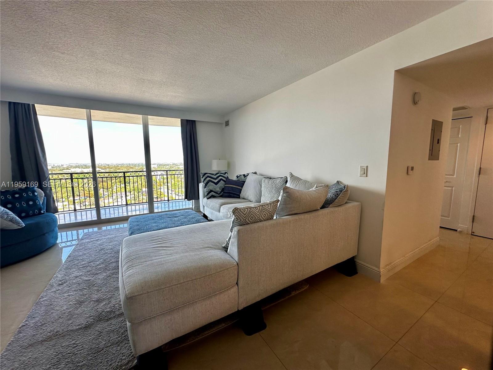3232 SW 22nd Ter #1604, Miami FL 33145