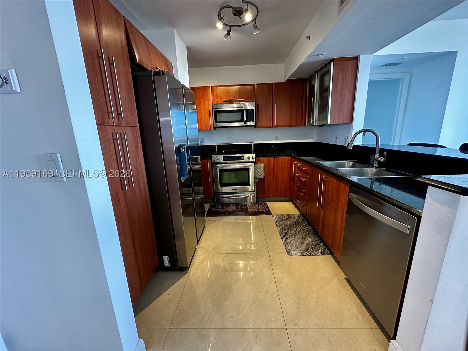 3232 SW 22nd Ter #1604, Miami FL 33145