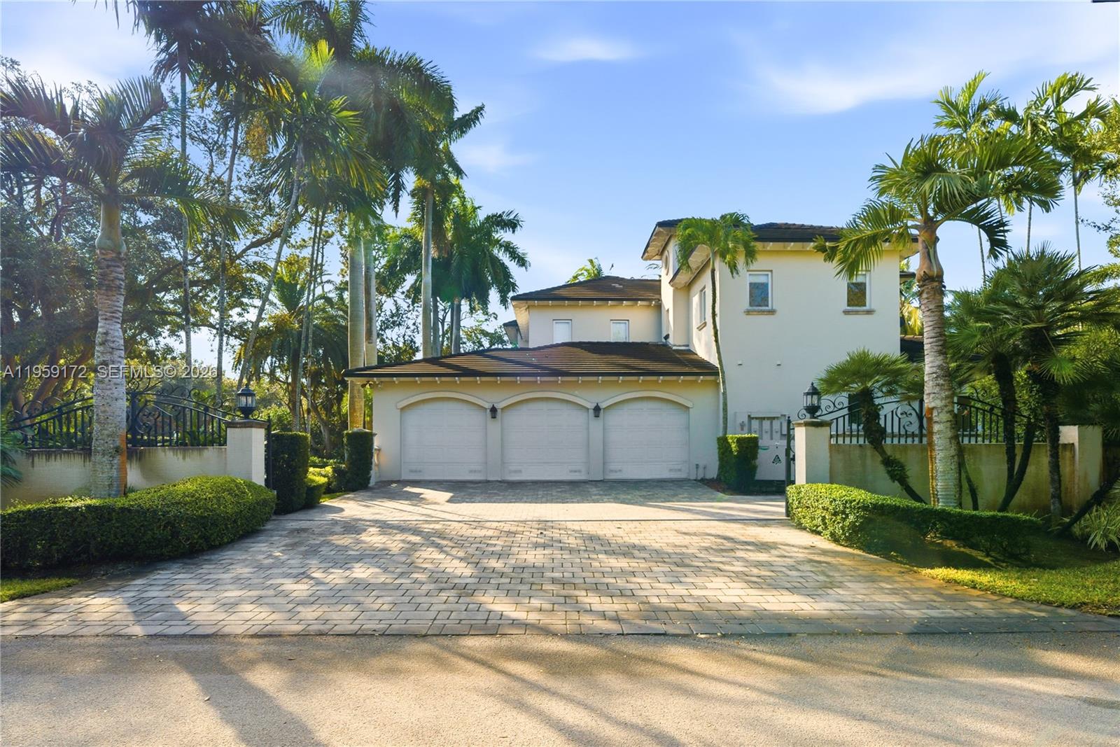 8400 SW 52nd Ave, Miami FL 33143