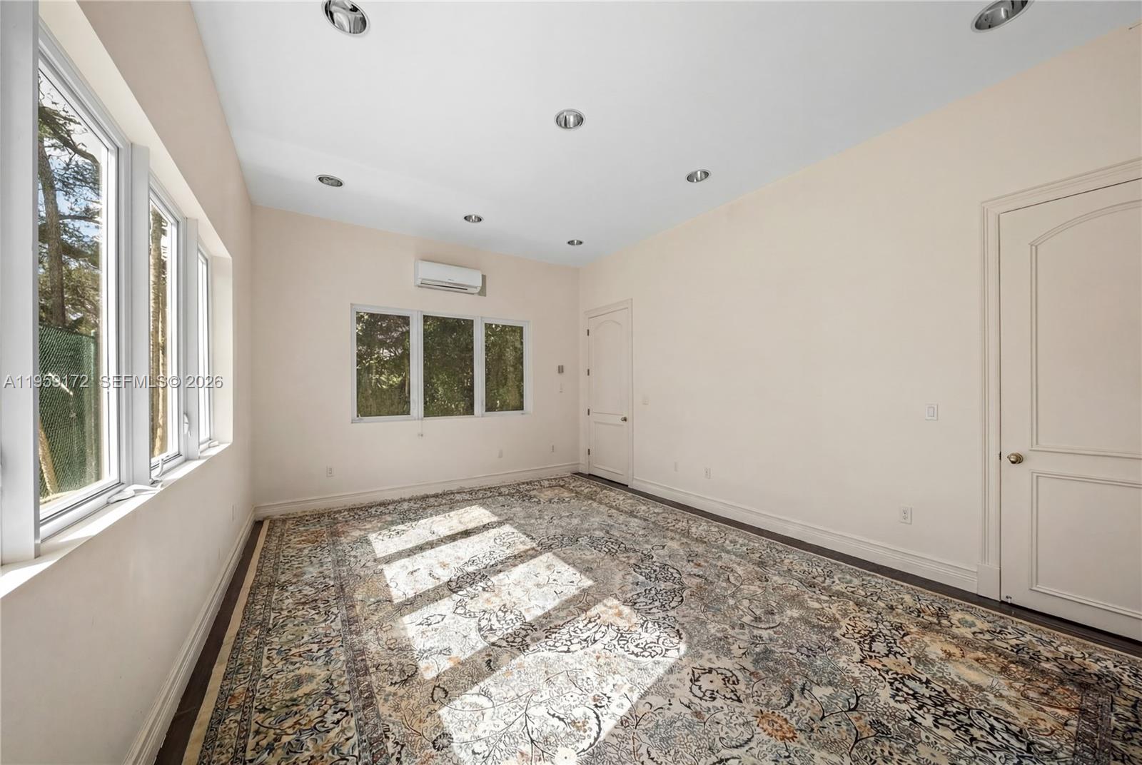 8400 SW 52nd Ave, Miami FL 33143