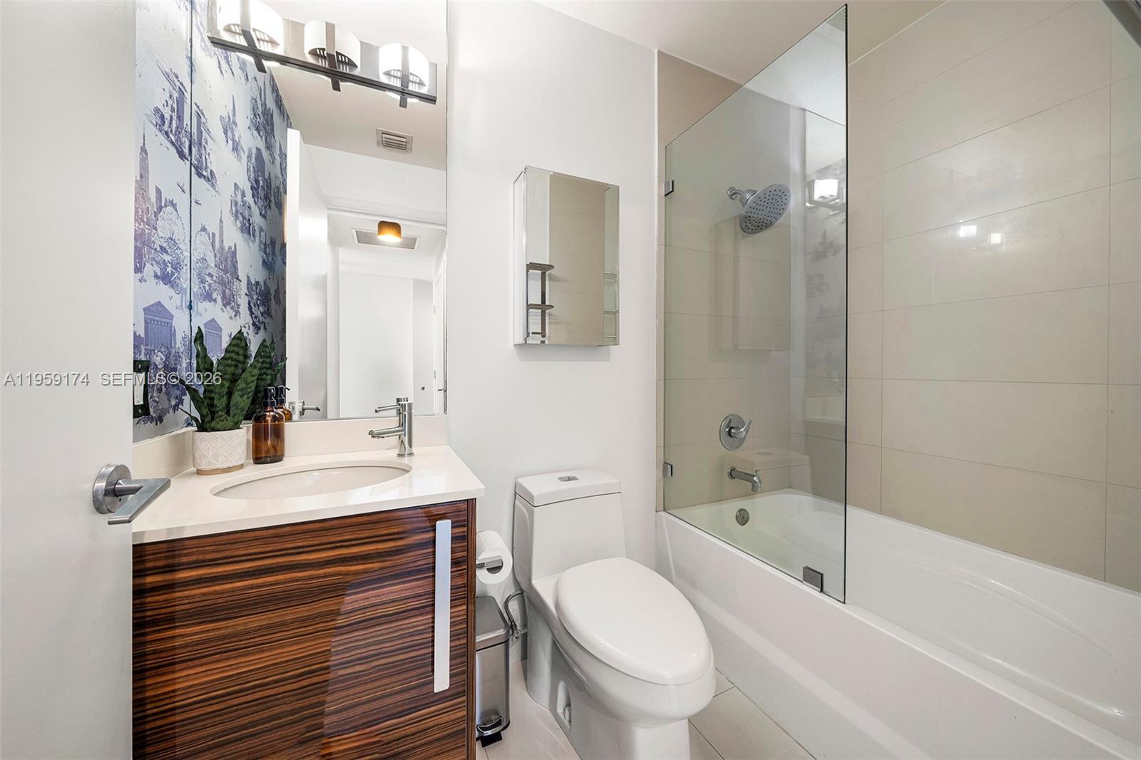 2020 N Bayshore Dr #2908, Miami FL 33137