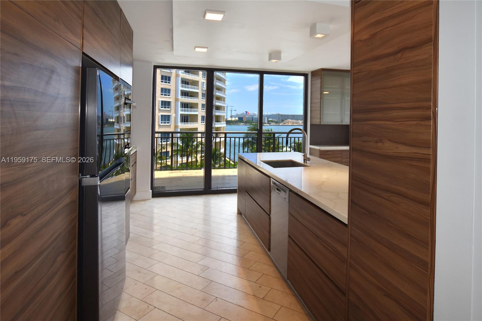 540 Brickell Key Dr #732, Miami FL 33131