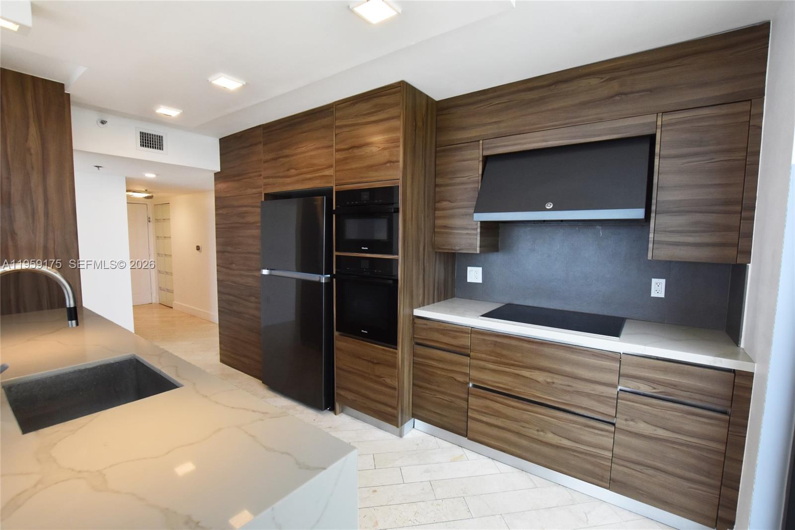 540 Brickell Key Dr #732, Miami FL 33131