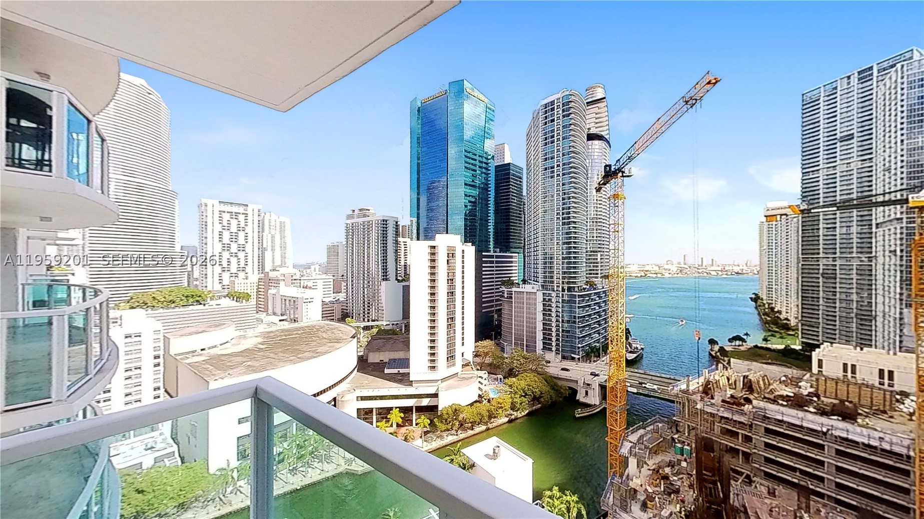 31 SE 5th St #2408, Miami FL 33131