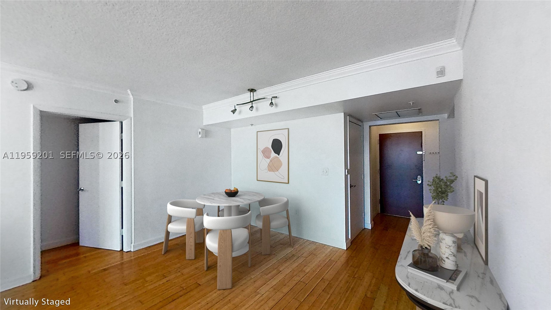 31 SE 5th St #2408, Miami FL 33131