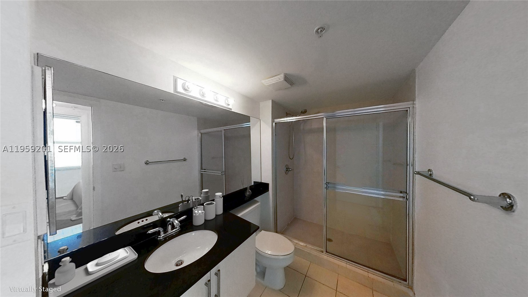 31 SE 5th St #2408, Miami FL 33131