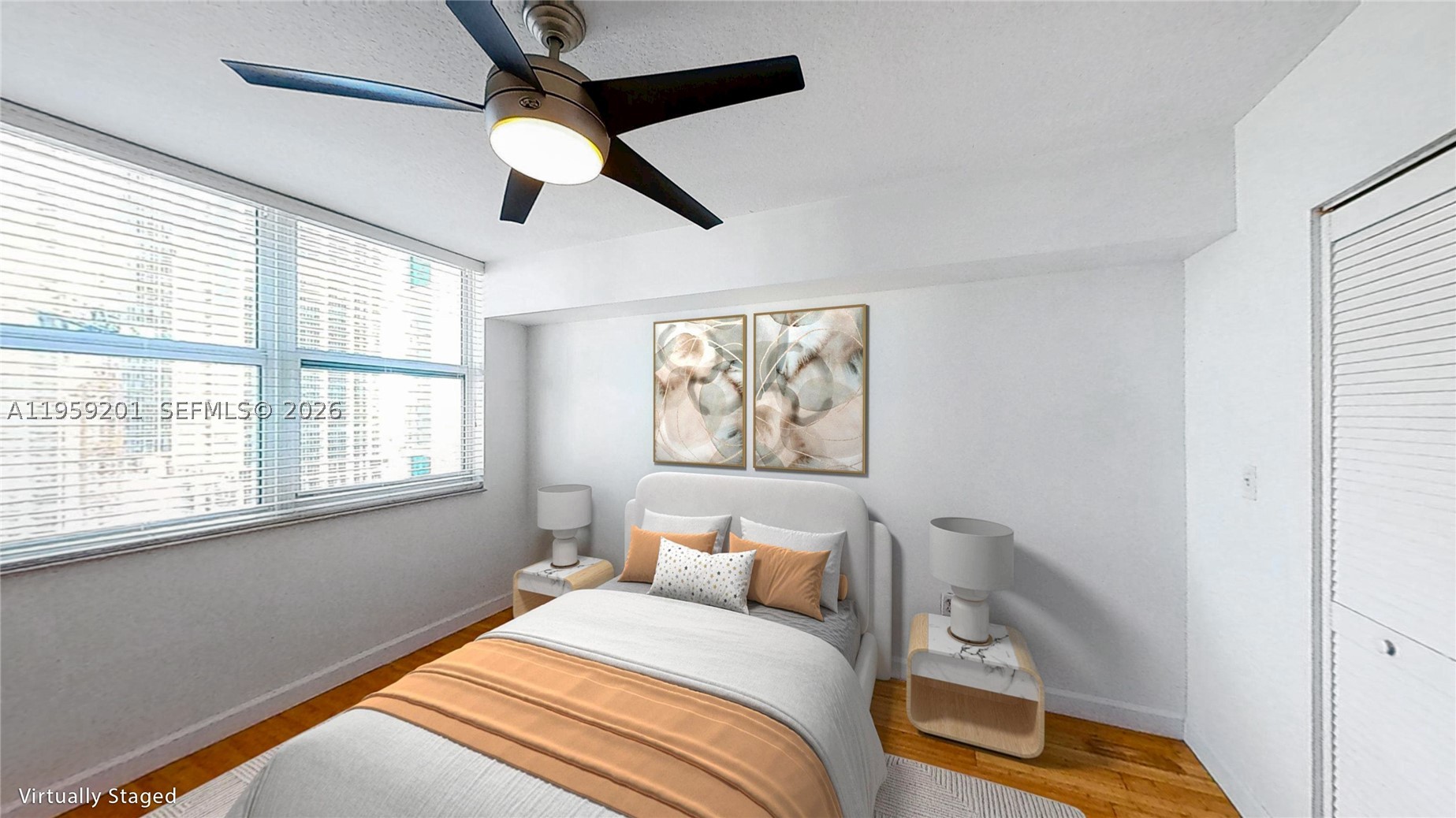 31 SE 5th St #2408, Miami FL 33131