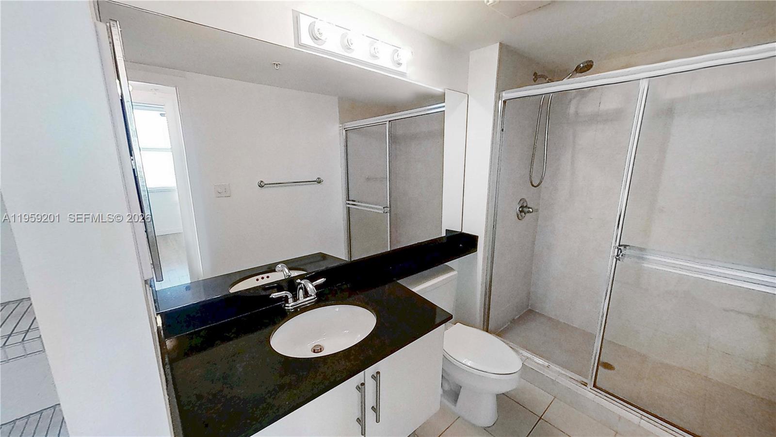 31 SE 5th St #2408, Miami FL 33131