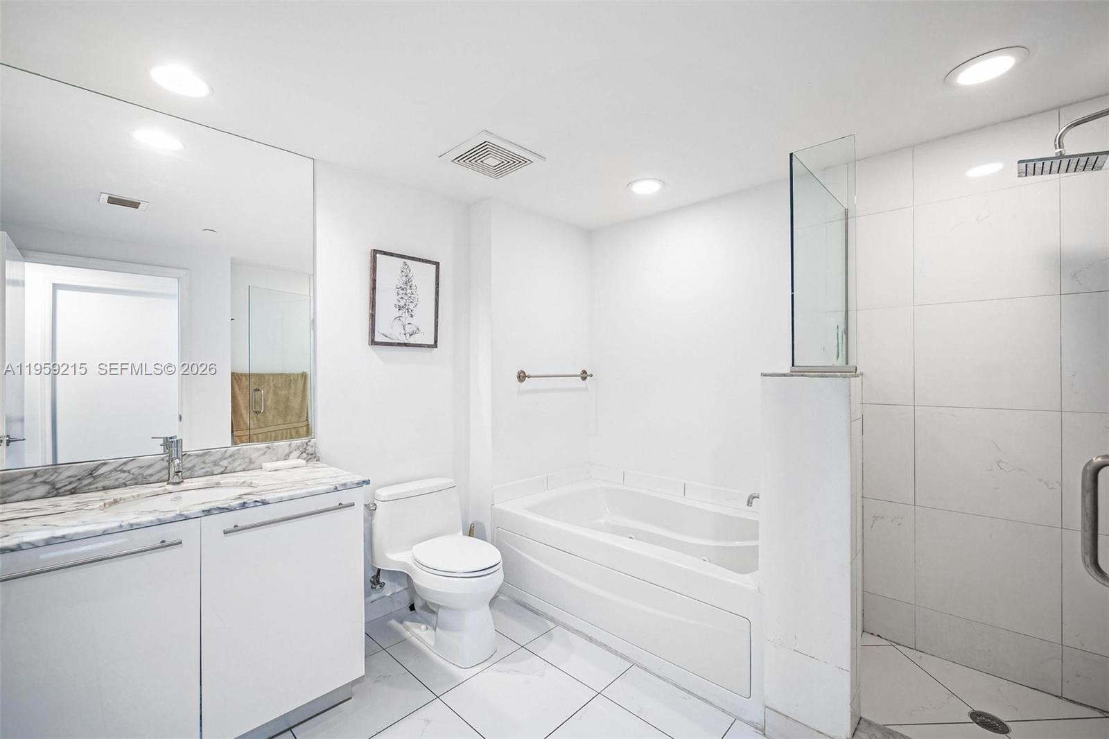 500 Brickell Ave #1903, Miami FL 33131