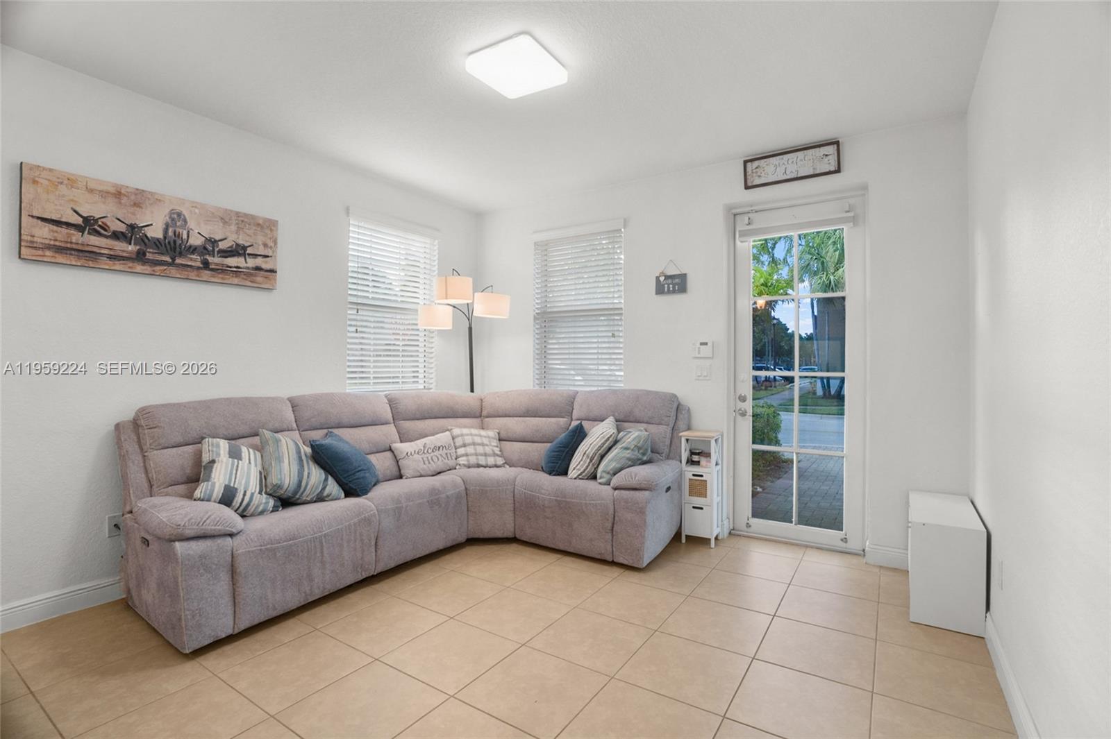 14774 SW 10th St #10502, Pembroke Pines FL 33027