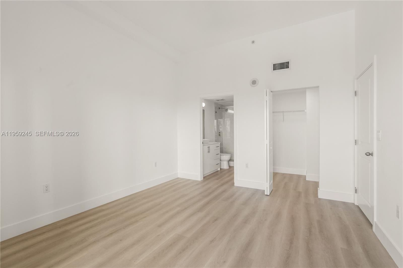 1250 S Miami Ave #2409, Miami FL 33130