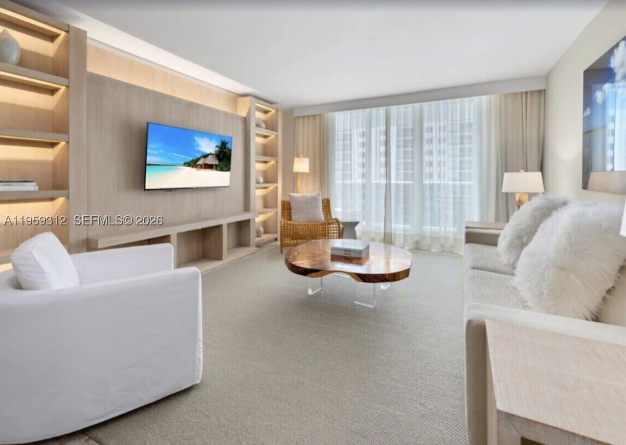 102 24th St #1206, Miami Beach FL 33139