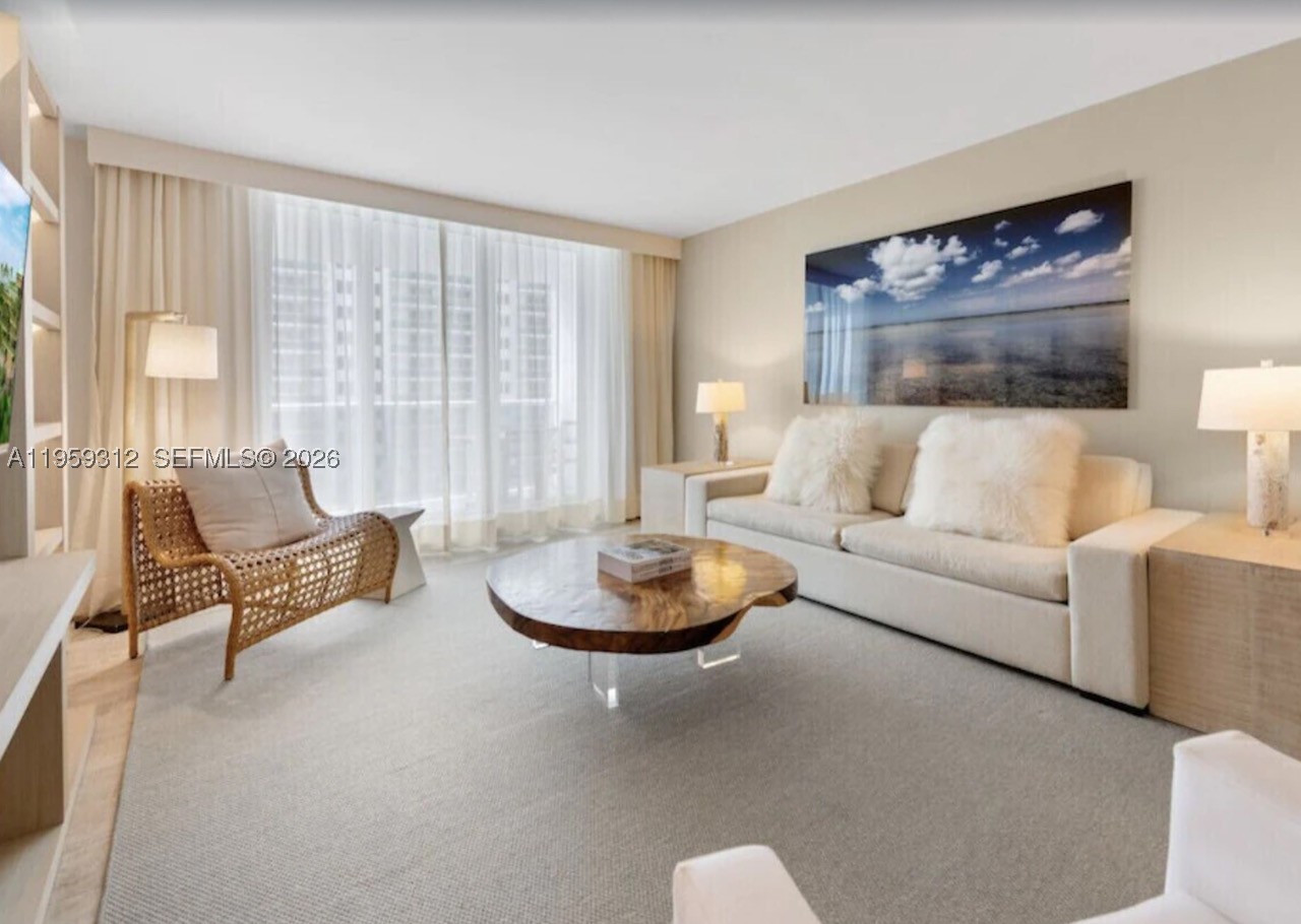 102 24th St #1206, Miami Beach FL 33139