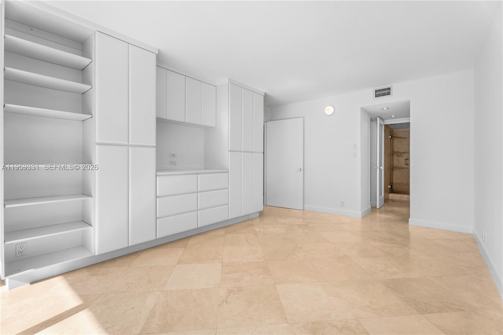 1901 Brickell Avenue #B407, Miami FL 33129