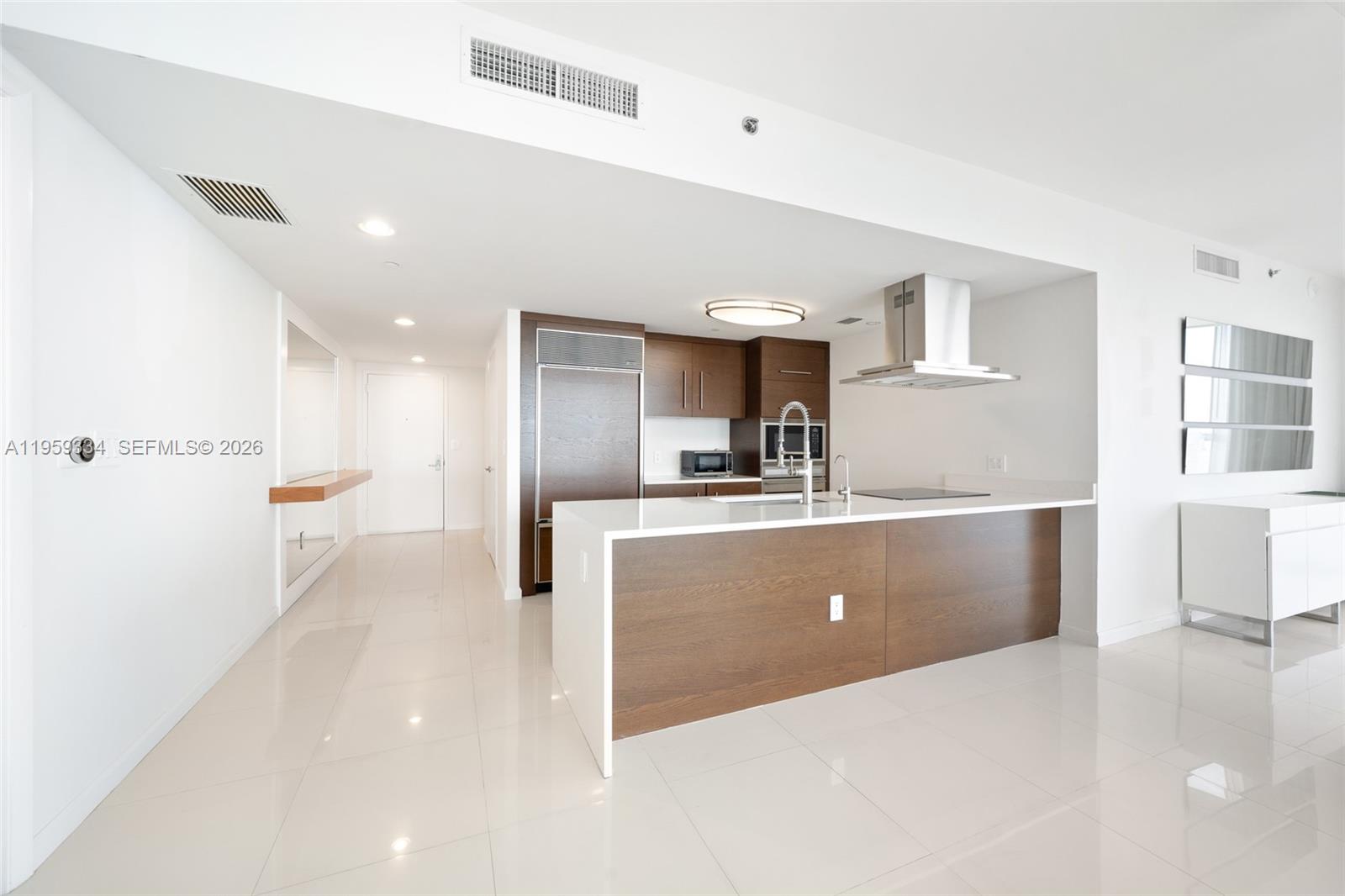495 Brickell Ave #3301, Miami FL 33131