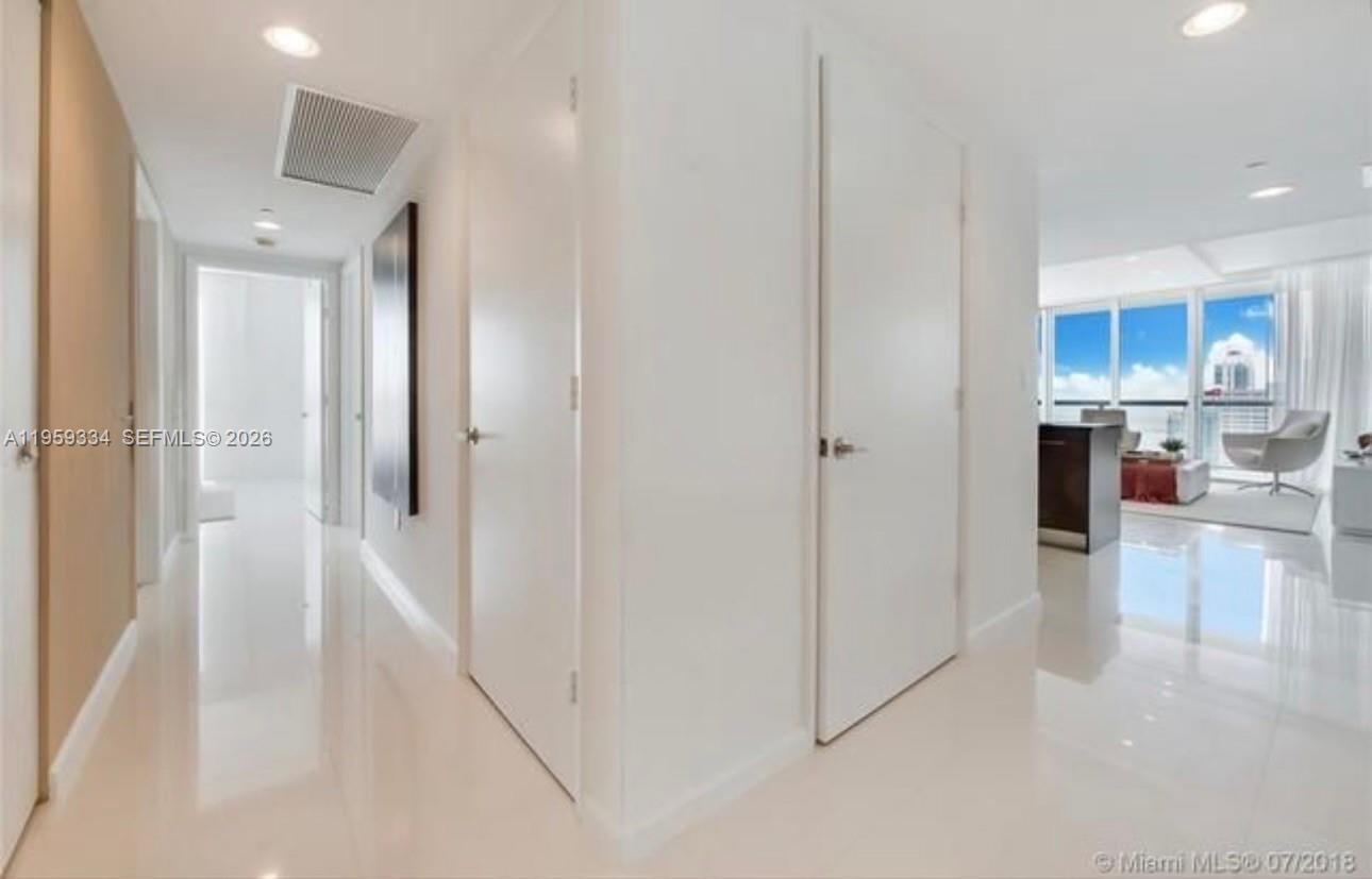 495 Brickell Ave #3301, Miami FL 33131