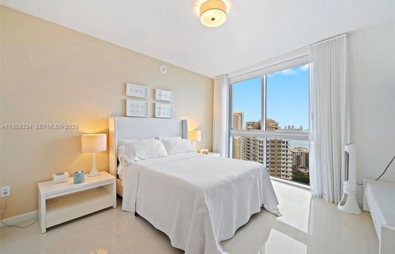 495 Brickell Ave #3301, Miami FL 33131