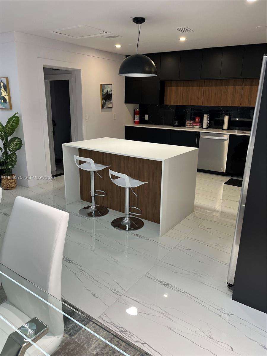 39 SE 7th St #0, Dania Beach FL 33004