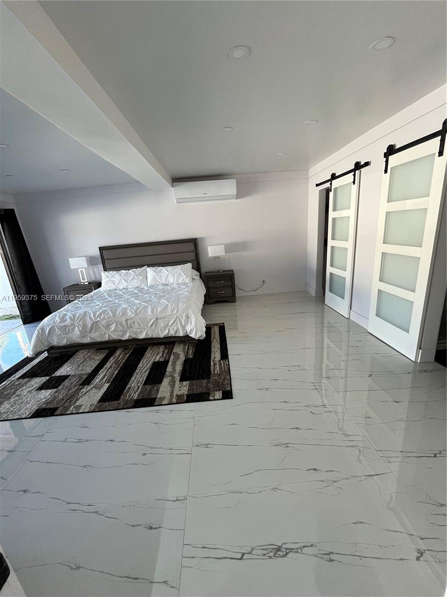39 SE 7th St #0, Dania Beach FL 33004