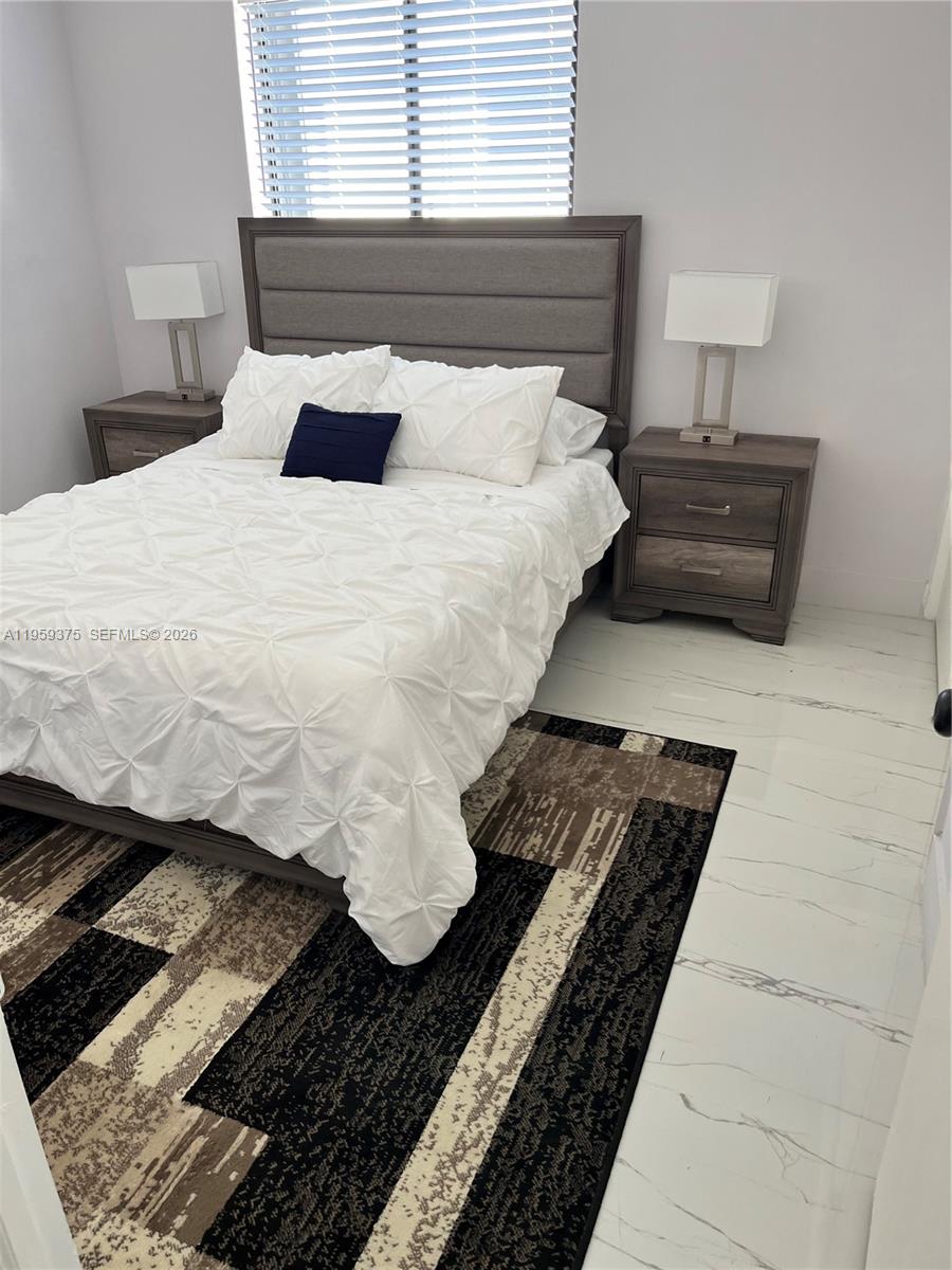 39 SE 7th St #0, Dania Beach FL 33004
