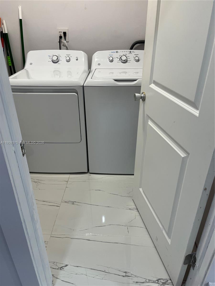 39 SE 7th St #0, Dania Beach FL 33004