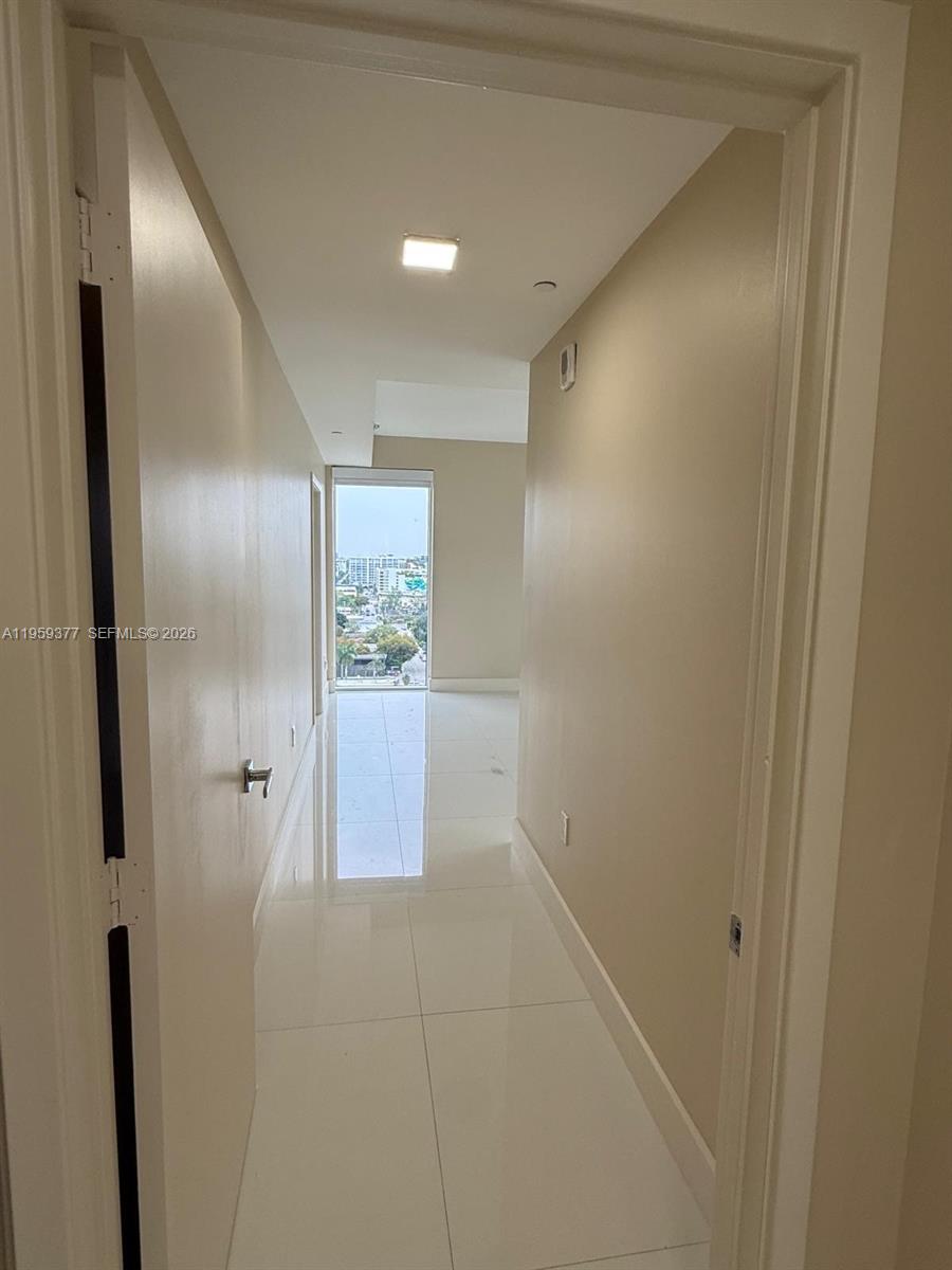 600 NE 27th St #1501, Miami FL 33137