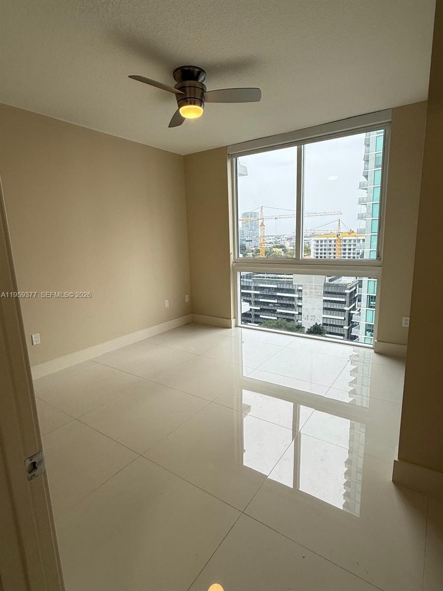 600 NE 27th St #1501, Miami FL 33137
