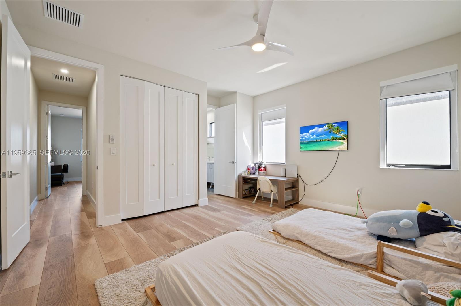 8118 NW 46th Ter, Doral FL 33166