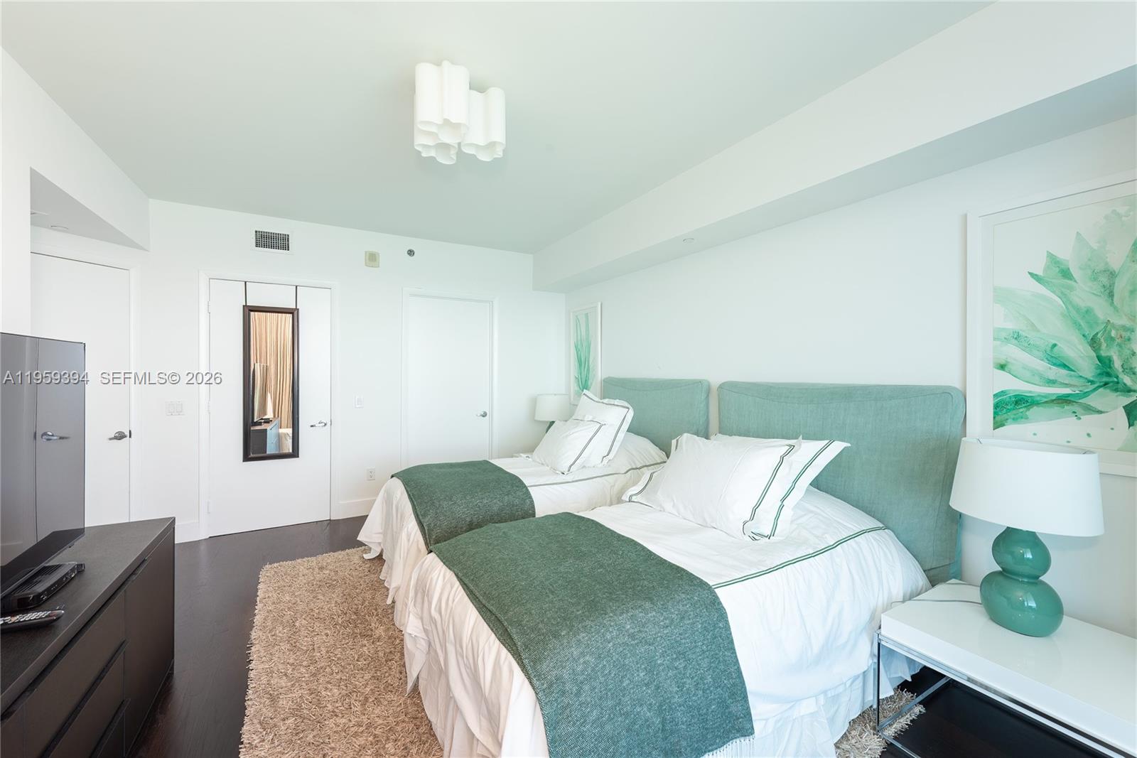 2711 S Ocean Dr #3202, Hollywood FL 33019