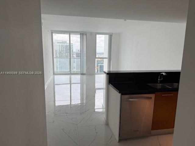 253 NE 2nd St #3804, Miami FL 33132