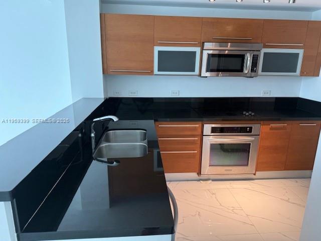 253 NE 2nd St #3804, Miami FL 33132