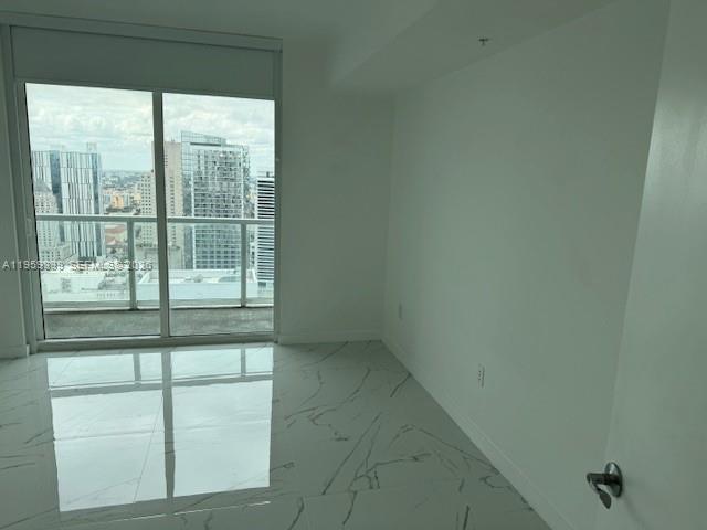 253 NE 2nd St #3804, Miami FL 33132