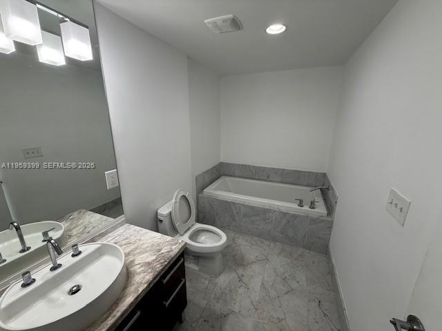 253 NE 2nd St #3804, Miami FL 33132