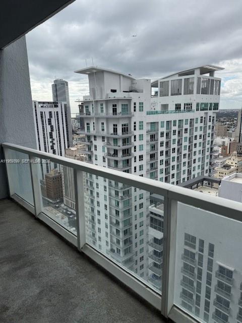 253 NE 2nd St #3804, Miami FL 33132