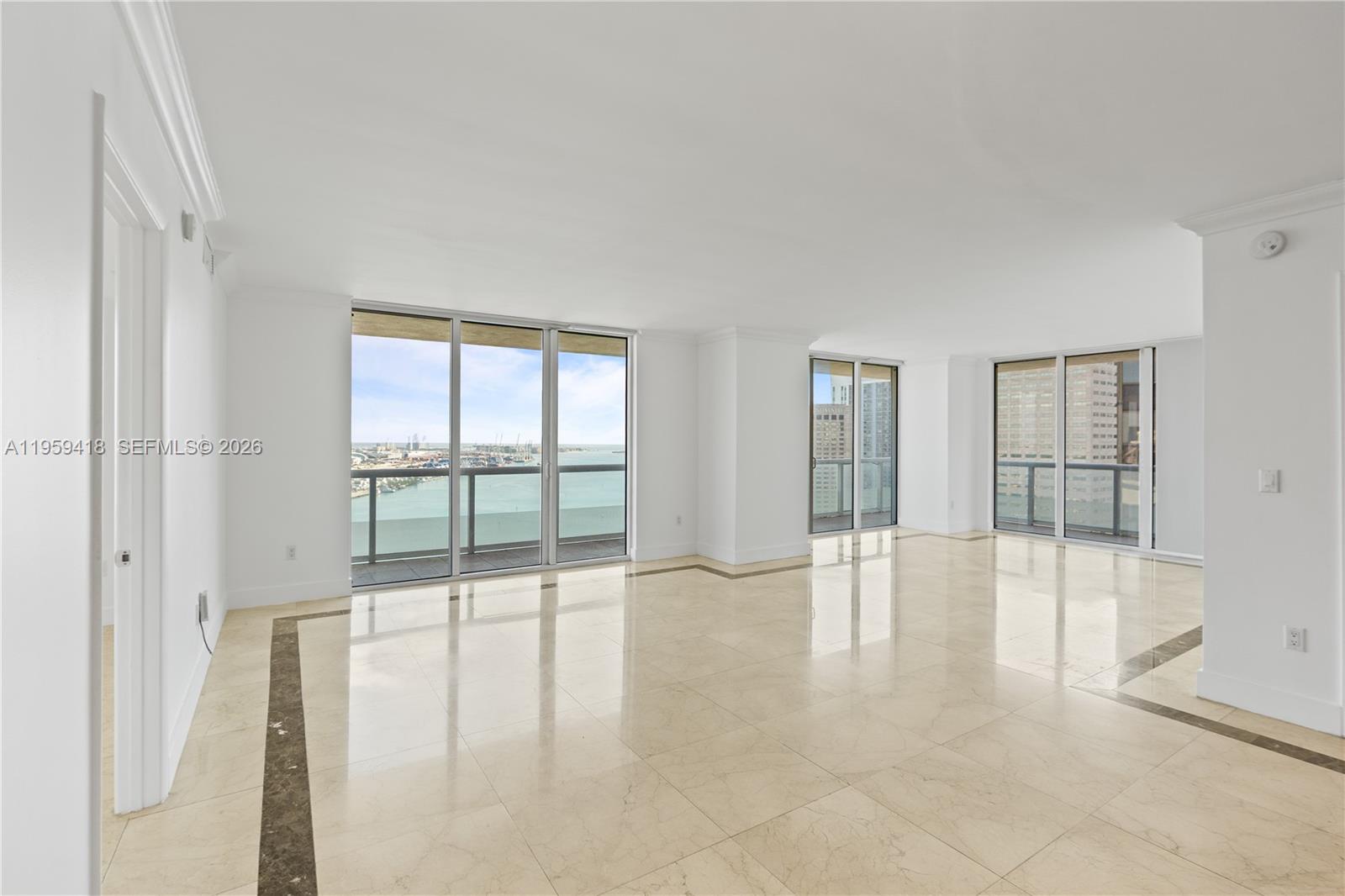 50 Biscayne Blvd #3010, Miami FL 33132