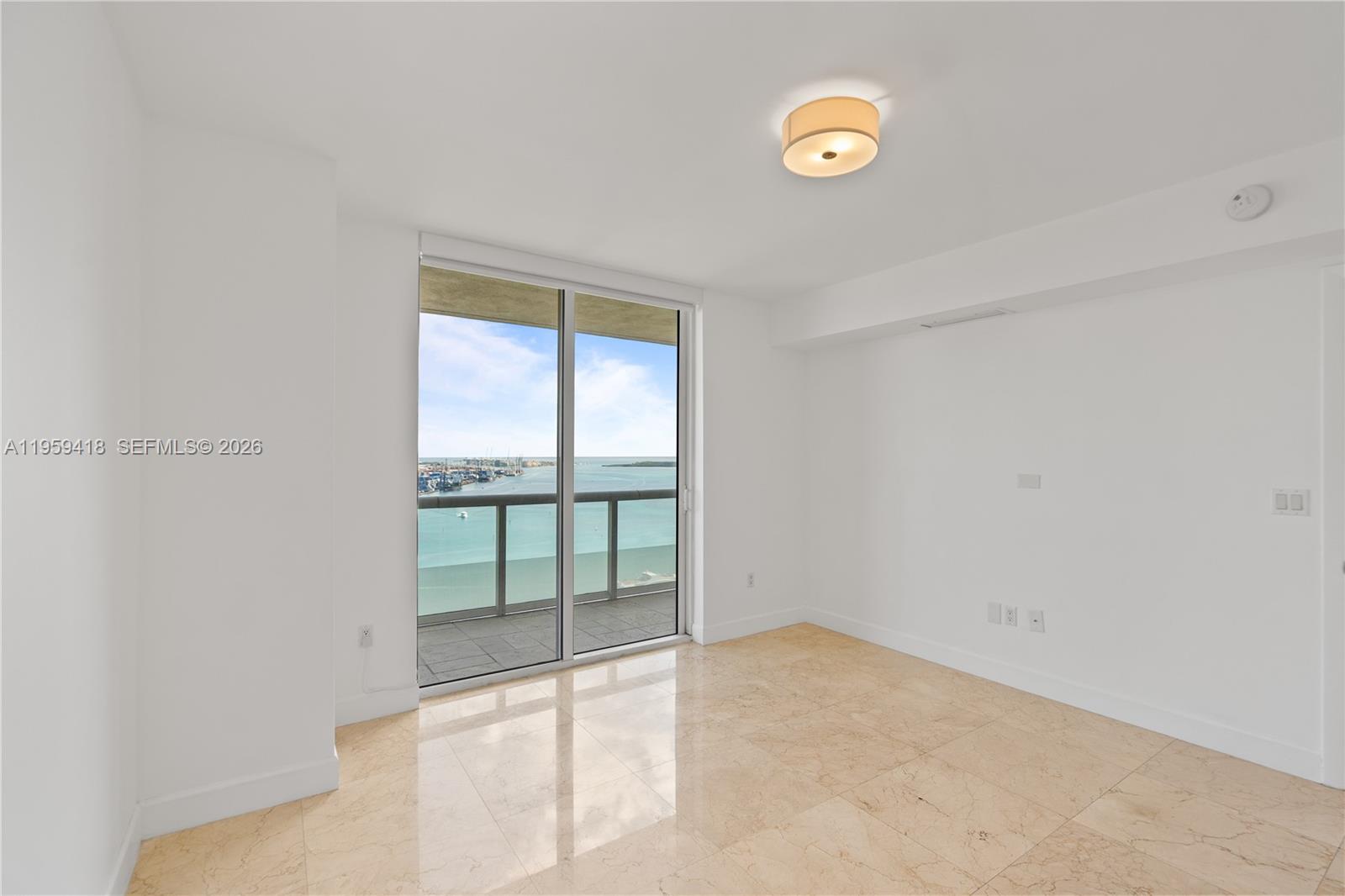 50 Biscayne Blvd #3010, Miami FL 33132