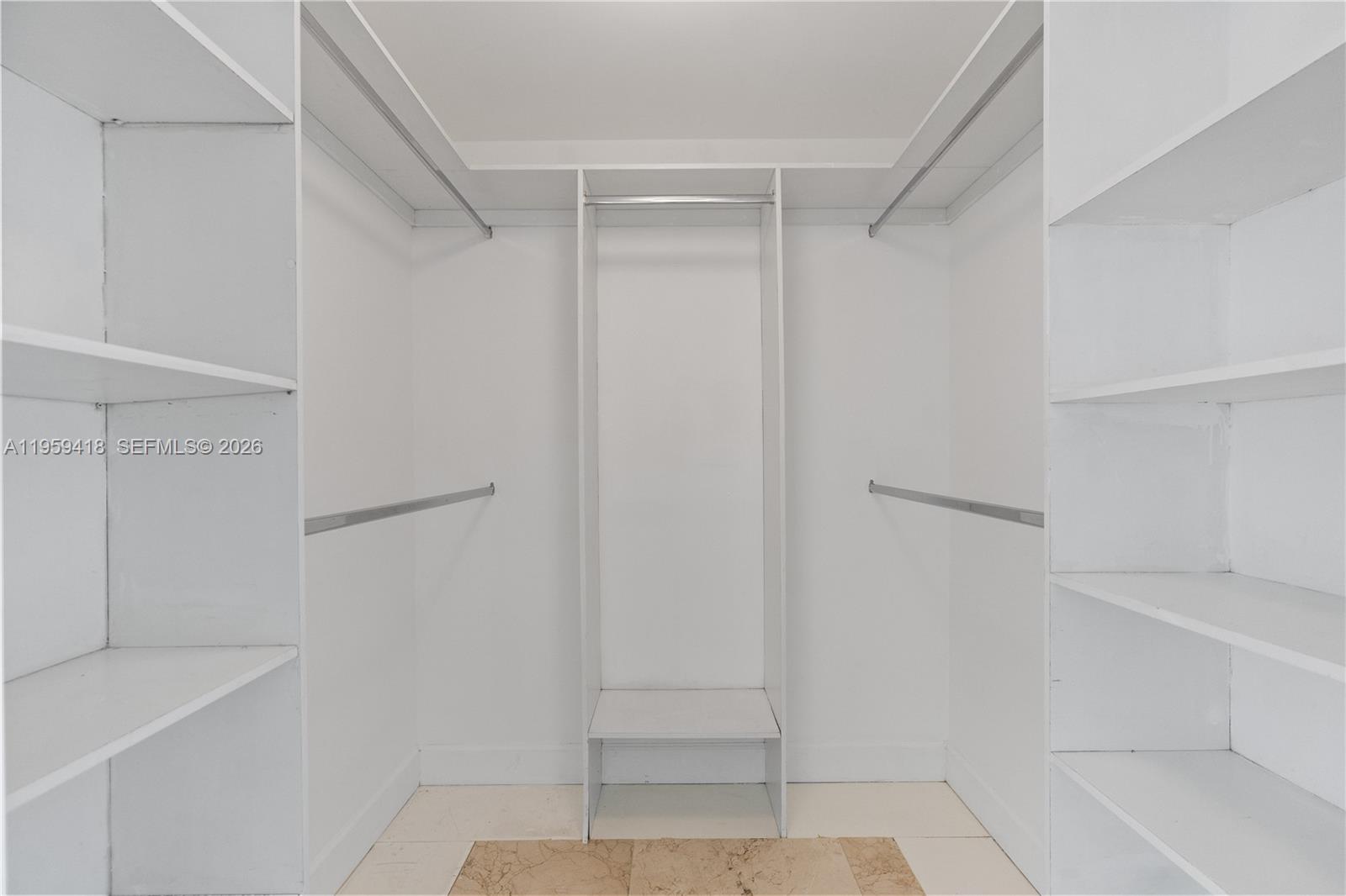 50 Biscayne Blvd #3010, Miami FL 33132