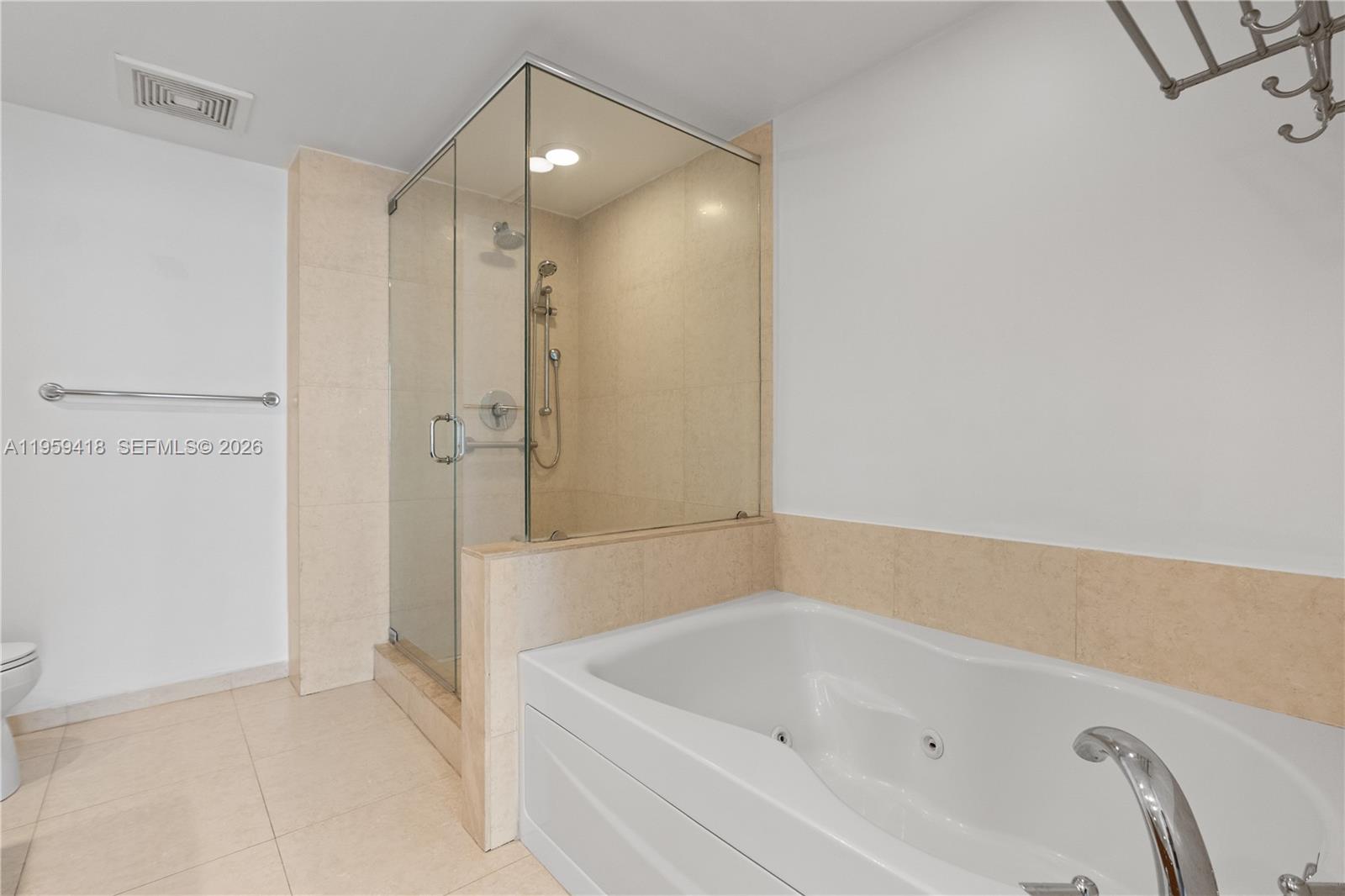 50 Biscayne Blvd #3010, Miami FL 33132
