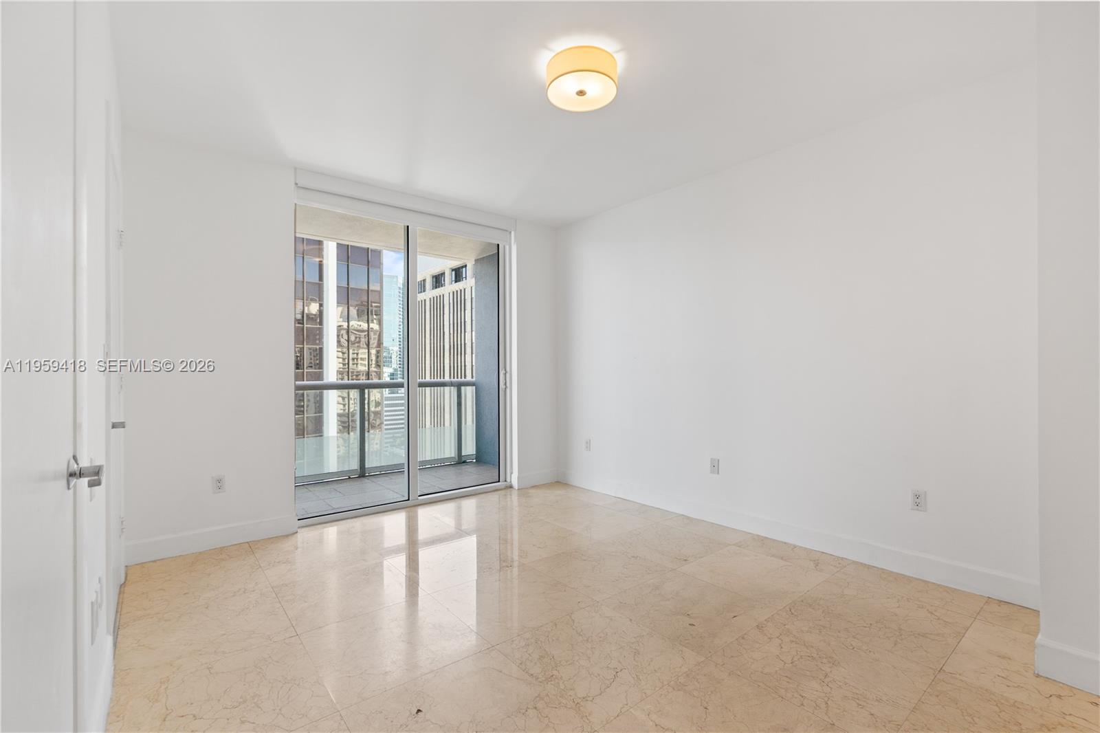 50 Biscayne Blvd #3010, Miami FL 33132