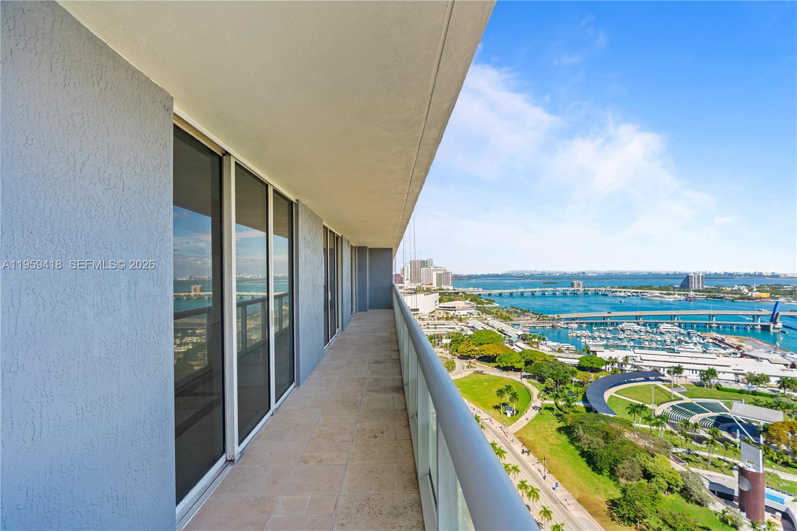 50 Biscayne Blvd #3010, Miami FL 33132