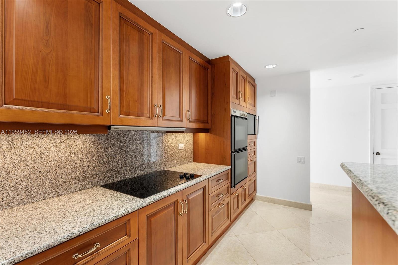 7600 N Fisher Island Dr #7662, Miami Beach FL 33109