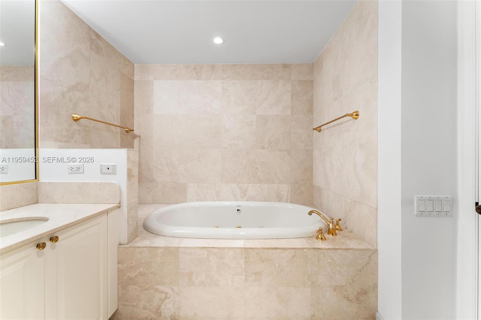 7600 N Fisher Island Dr #7662, Miami Beach FL 33109