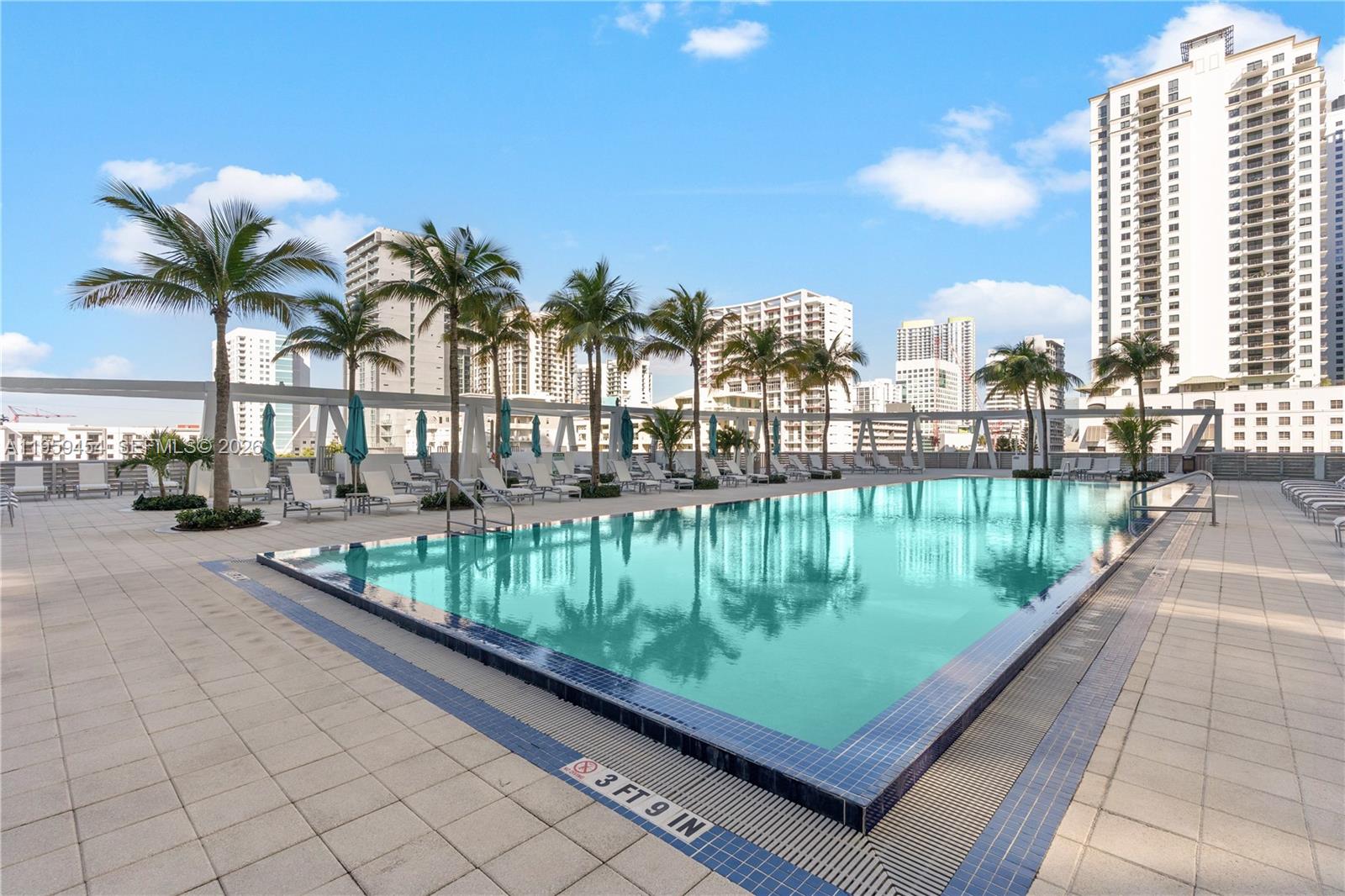 1111 SW 1st Ave #UPH4019-, Miami FL 33130