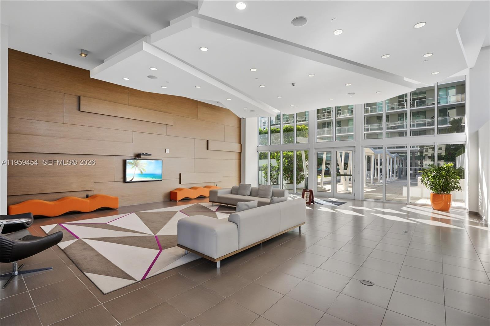 1111 SW 1st Ave #UPH4019-, Miami FL 33130